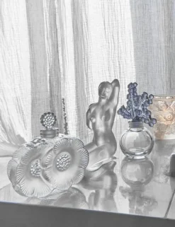 Vessière Cristaux Flacons De Parfum|Flacon à parfum fleurs lalique