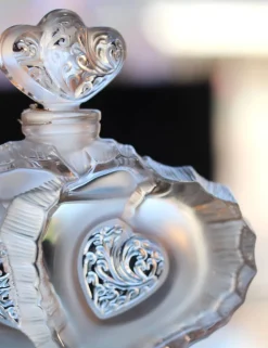 Vessière Cristaux Flacons De Parfum|Flacon deux cœurs 2004 Lalique