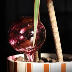 Vessière Cristaux Fleurs Cristal|Décoration|Globe d’arrosage grenat en cristal de Lorraine