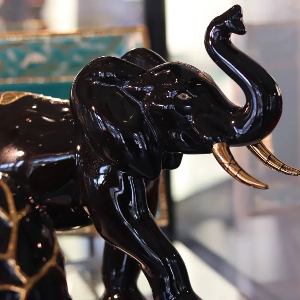 Vessière Cristaux Faïence De Longwy|Animaux|Éléphant chargeant Multant Émaux de Longwy