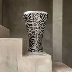 Vessière Cristaux Vases|Vases Cristal Couleur|Vase Zèbre incolore émaillé noir 28 ex Lalique